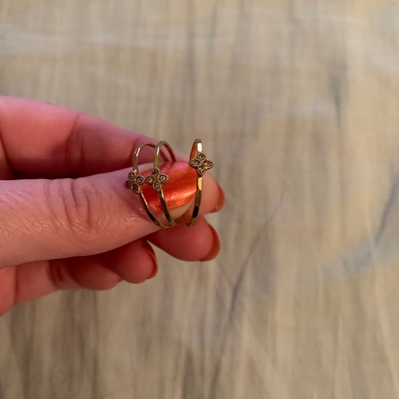 Stella & Dot Moraley Flower Stackable Gold Ring - Picture 2 of 4